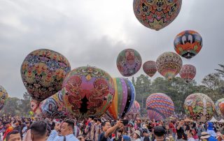 java balloon attraction