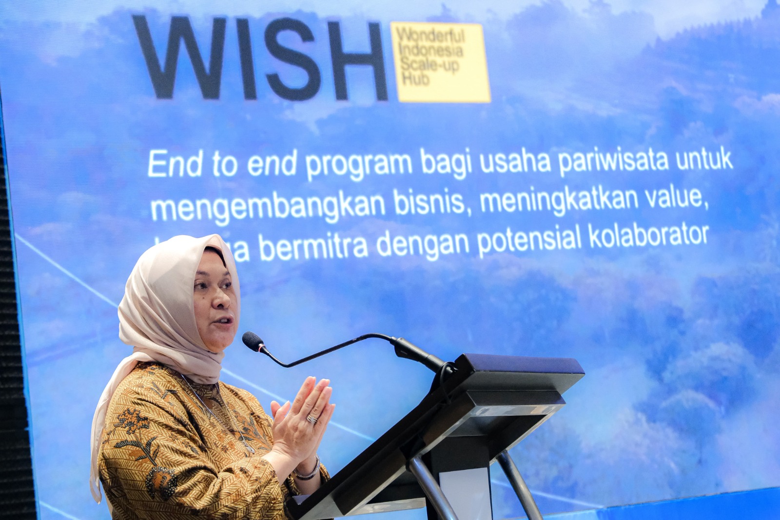 Deputi Bidang Industri dan Investasi Kementerian Pariwisata, Rizki Handayani saat membuka, "Forum Komunikasi Sinegi Pengembangan dan Permodalan Bagi Usaha Pariwisata di Movenpick Hotel, Jakarta, Kamis (19/6/2025).